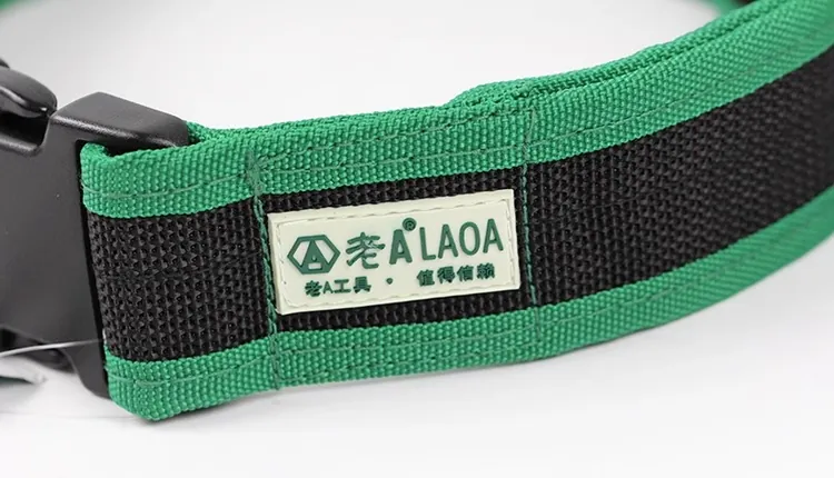 LA115401